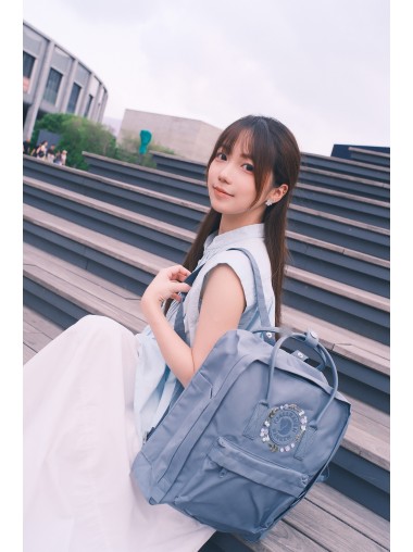 【本色限定】 Fjallraven Kanken No.2 –  Rose Whisper Air  / Classic Size 